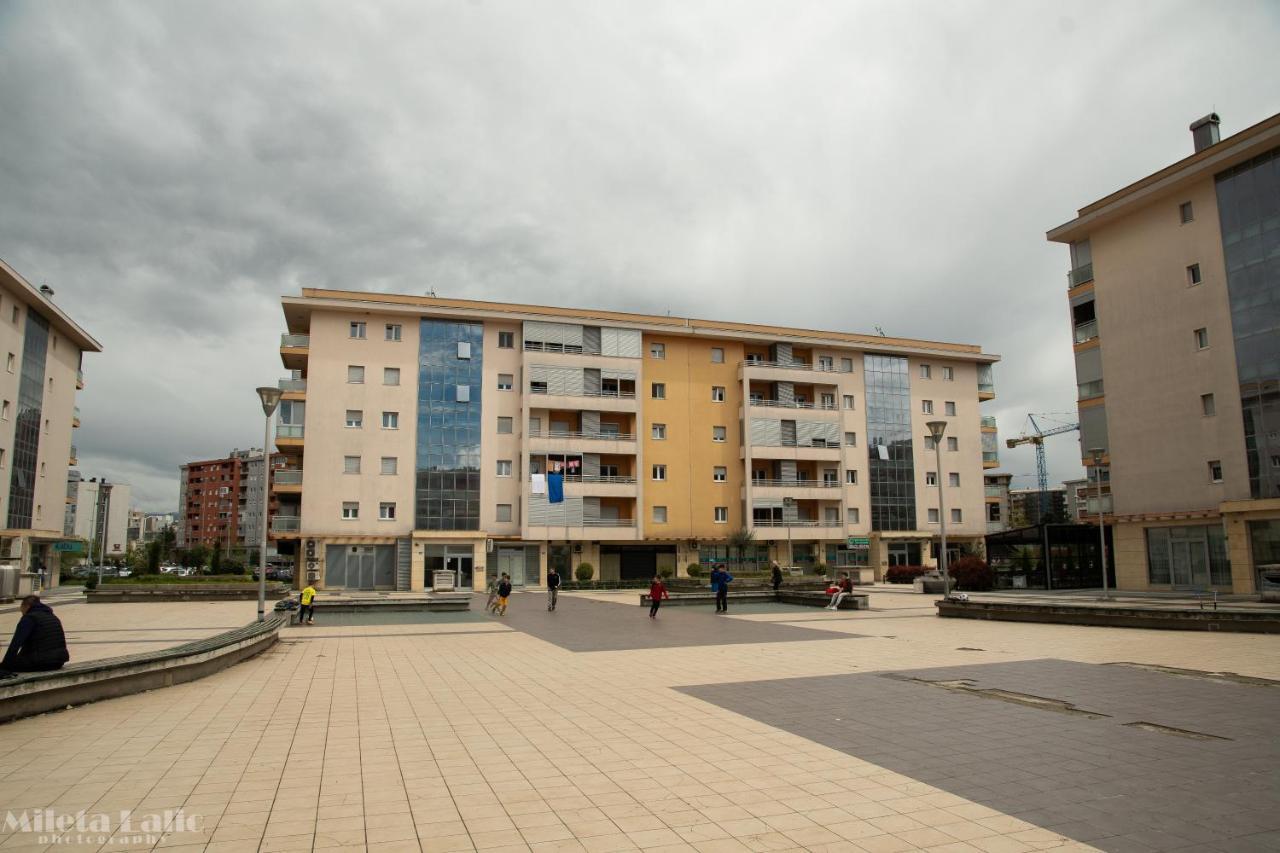 City Kvart Na Dan Podgoriţa Exterior foto