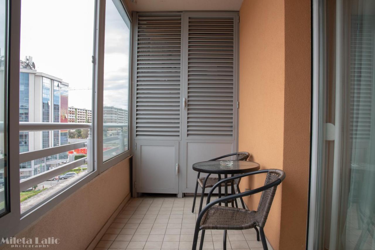 City Kvart Na Dan Podgoriţa Exterior foto